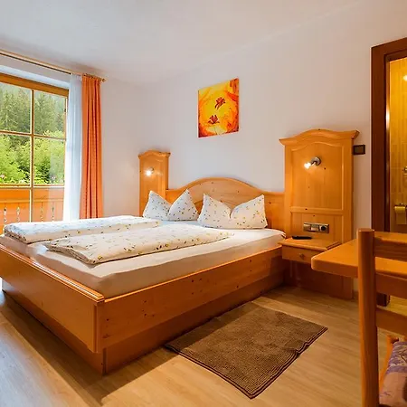 Bed and breakfast Garni Bergland Racines