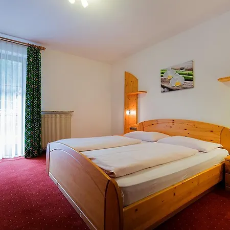 Bed and breakfast Garni Bergland Racines